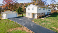 9061 Shallowford Rd in Knoxville, TN - Building Photo - Building Photo