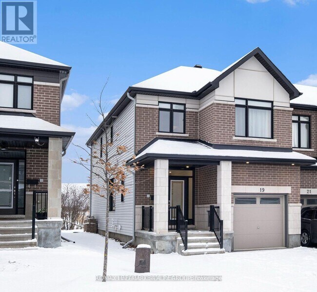 19 Nettle Cres in Ottawa, ON - Building Photo - Building Photo