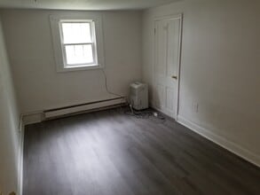 15 N Royal St, Unit 2 in York, PA - Building Photo - Building Photo