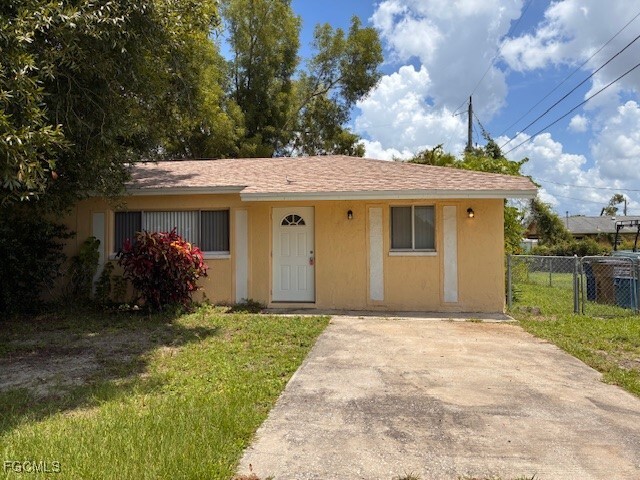 property at 3982 Manassas Ct