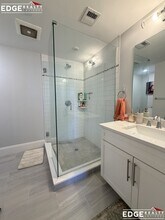 80 North Beacon St, Unit 1 in Boston, MA - Foto de edificio - Building Photo