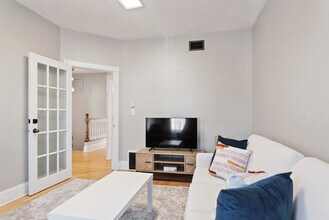 79 Cameron St in Moncton, NB - Building Photo - Building Photo