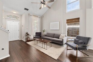 9325 Linkmeadow Dr in Austin, TX - Building Photo