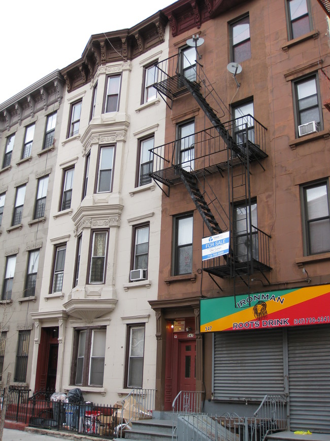 545 Throop Ave in Brooklyn, NY - Building Photo - Building Photo