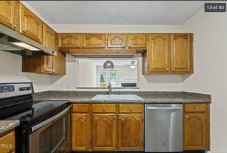 4658 Fawnbrook Cir in Raleigh, NC - Foto de edificio - Building Photo