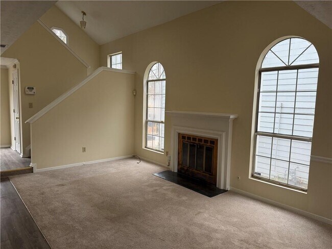 1040 Hampton Hill Ct in Lawrenceville, GA - Building Photo - Building Photo