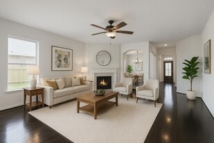 11010 Riggs Mill Ln in Richmond, TX - Building Photo