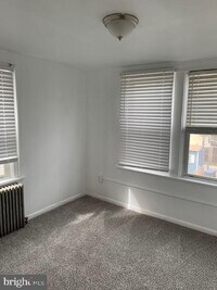 929 Buttonwood St photo'