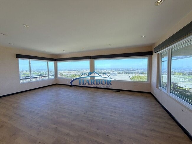 2315 Sparta Dr in Rancho Palos Verdes, CA - Building Photo - Building Photo