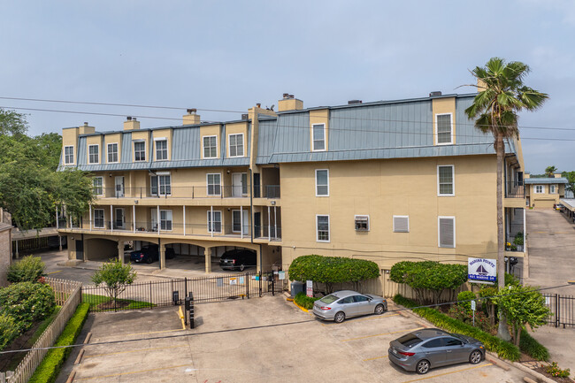 Marina Point in Galveston, TX - Building Photo - Building Photo