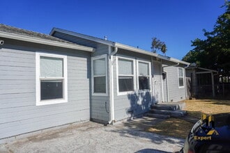 3928 Elm St in Sacramento, CA - Building Photo - Building Photo