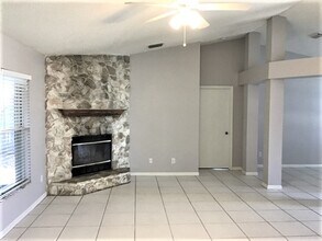 805 Topaz Dr in Rockledge, FL - Foto de edificio - Building Photo