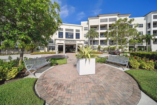 3333 Central Gardens Cir in Palm Beach Gardens, FL - Foto de edificio - Building Photo