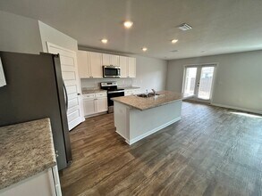 5832 Viking Wy in Panama City, FL - Building Photo - Building Photo