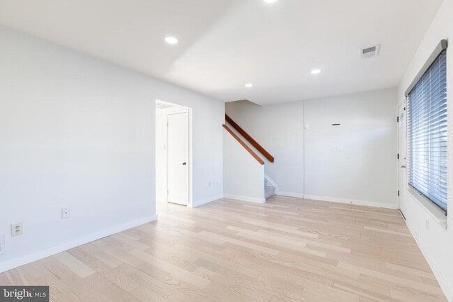 1615 Fendall Ct in Crofton, MD - Building Photo - Building Photo