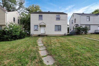 1751-1753-1753 E Frankfort St in Columbus, OH - Building Photo - Building Photo