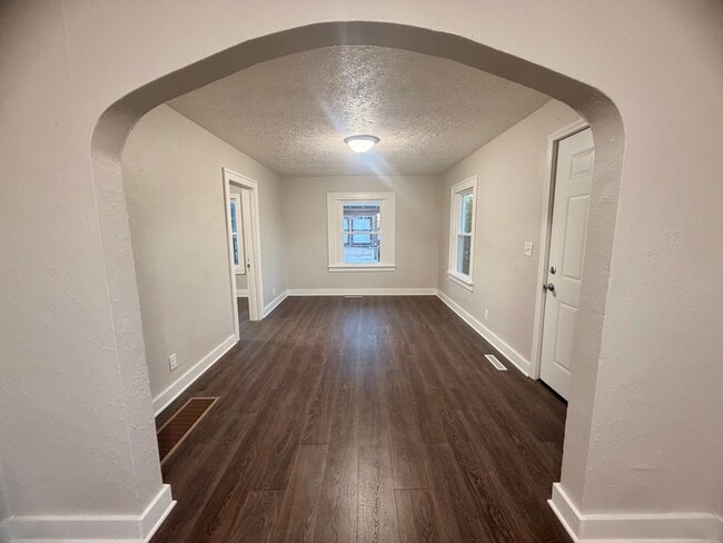 1226 Shakespeare Ave in Kalamazoo, MI - Building Photo - Building Photo