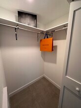 1849 Madison St, Unit B8 in Hollywood, FL - Foto de edificio - Building Photo