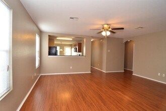 806 Municipal Dr in Leander, TX - Building Photo - Building Photo