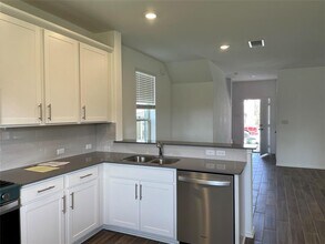 252 Redonda Dr in Liberty Hill, TX - Building Photo - Building Photo