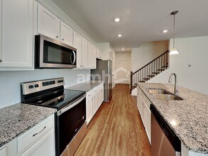 14122 Singing Creek Ln in Charlotte, NC - Building Photo - Building Photo