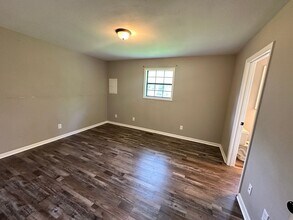 1009 Northwood Dr-Unit -A in Murray, KY - Building Photo - Building Photo