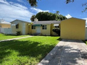 432 Palmetto Dr in Miami Springs, FL - Building Photo - Building Photo