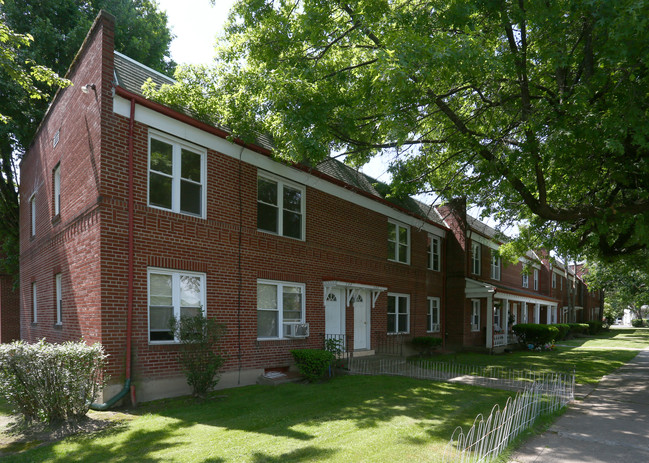 Lafayette Gardens in Wilkes-Barre, PA - Building Photo - Building Photo