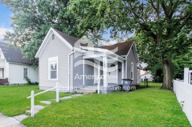 833 Jefferson St in Troy, OH - Foto de edificio - Building Photo