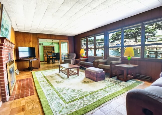 property at 24304 N Patuxent Beach Rd