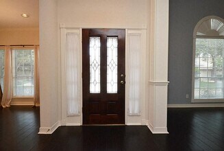 4210 Greystone Way in Sugar Land, TX - Foto de edificio - Building Photo