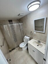 12921 SW 10th Terrace in Miami, FL - Foto de edificio - Building Photo