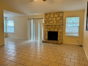 12005 Bobcat Trail in Austin, TX - Building Photo - Building Photo