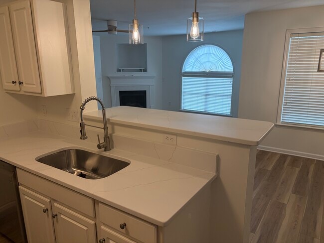 3487 Forestdale Dr in Burlington, NC - Building Photo - Building Photo