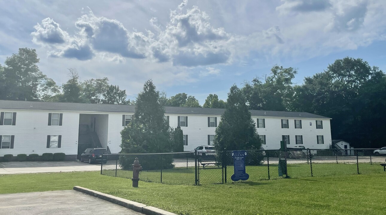 The Glenn in Montevallo, AL - Foto de edificio