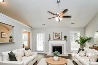 152 Ridgecrest Dr in Douglasville, GA - Foto de edificio - Building Photo