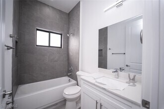 3907 NW 45th Ln in Cape Coral, FL - Building Photo - Building Photo