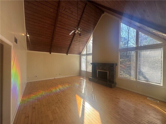 3246 Able Ct in Marietta, GA - Foto de edificio - Building Photo