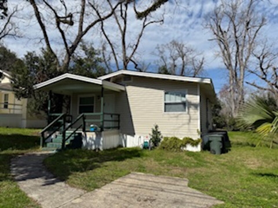 816 W Georgia St in Tallahassee, FL - Building Photo