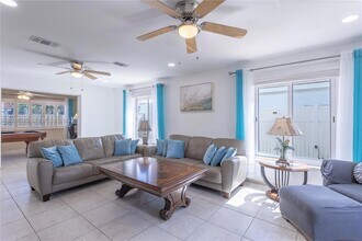 1660 NE 25th Ave in Pompano Beach, FL - Building Photo - Building Photo