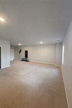 766 Woodstock Grove Dr in Woodstock, GA - Foto de edificio - Building Photo