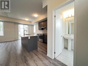 3 Mable Smith Wy in Vaughan, ON - Building Photo - Building Photo