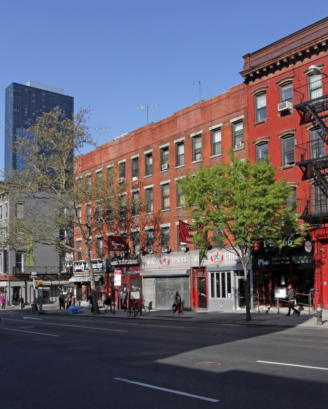 665-669 Ninth Ave in New York, NY - Foto de edificio - Building Photo