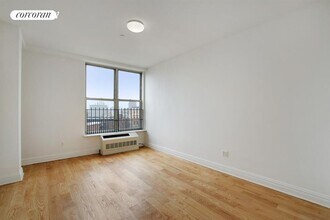 649 Washington Ave in Brooklyn, NY - Building Photo - Building Photo