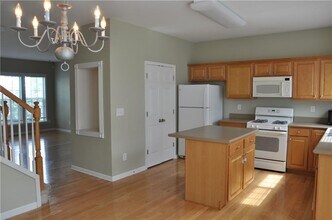 1012 Whittington Way in Alpharetta, GA - Building Photo - Building Photo