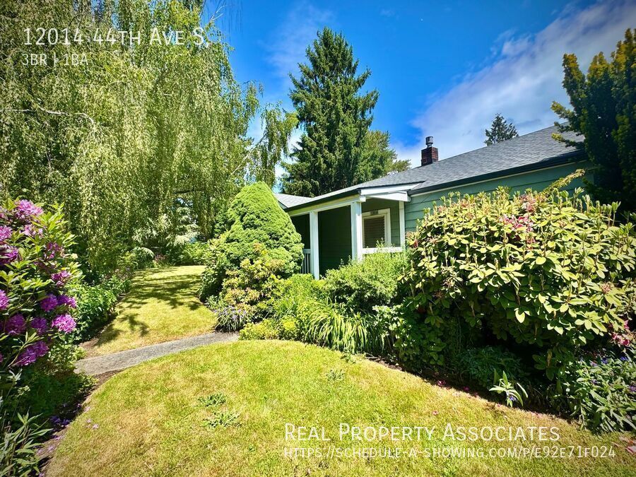 12014 44th Ave S in Tukwila, WA - Foto de edificio