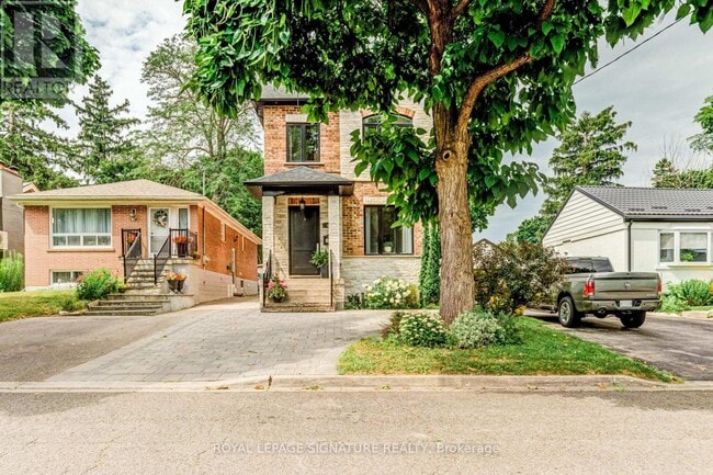 property at 36 Roxaline St