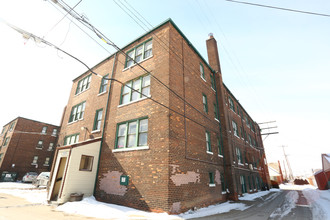 Leonard Apartments in Dearborn, MI - Building Photo - Building Photo