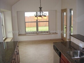2172 Liriope Ln in Waxahachie, TX - Building Photo - Building Photo
