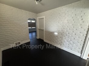 210 Dewey Ave in Rochester, NY - Building Photo - Building Photo